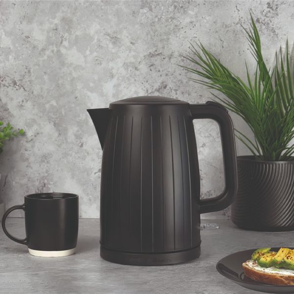 Hamilton Beach Kettle And Toaster Set Stealth Collection Black
